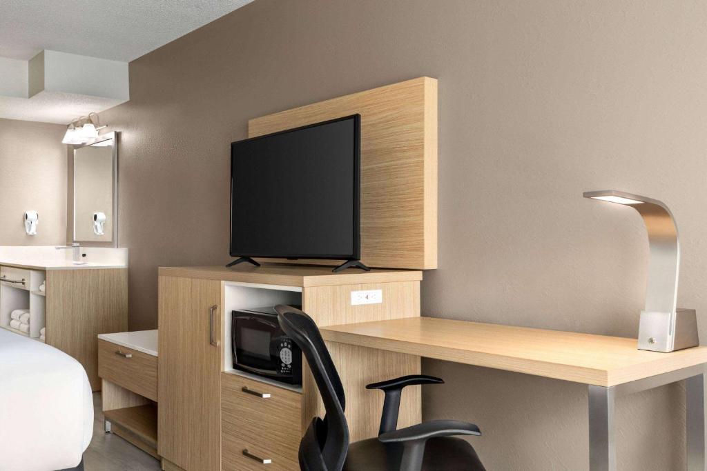 Wyndham Garden Duluth — photo 15